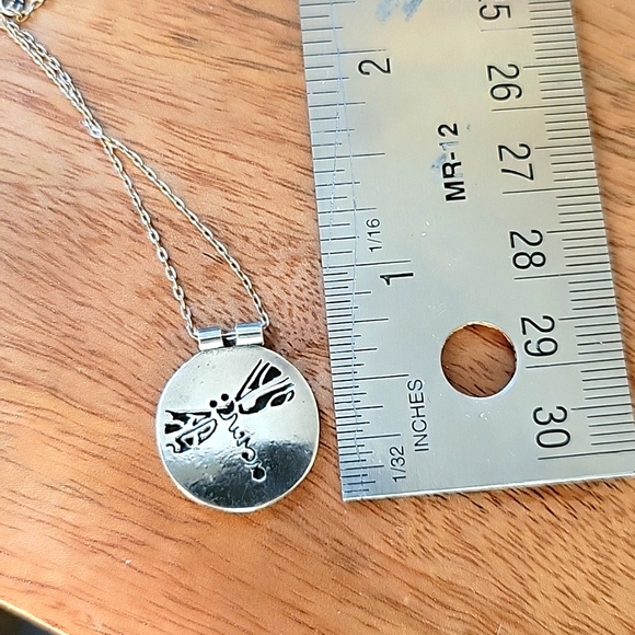 Sterling silver dragonfly necklace - Picture 3 of 3